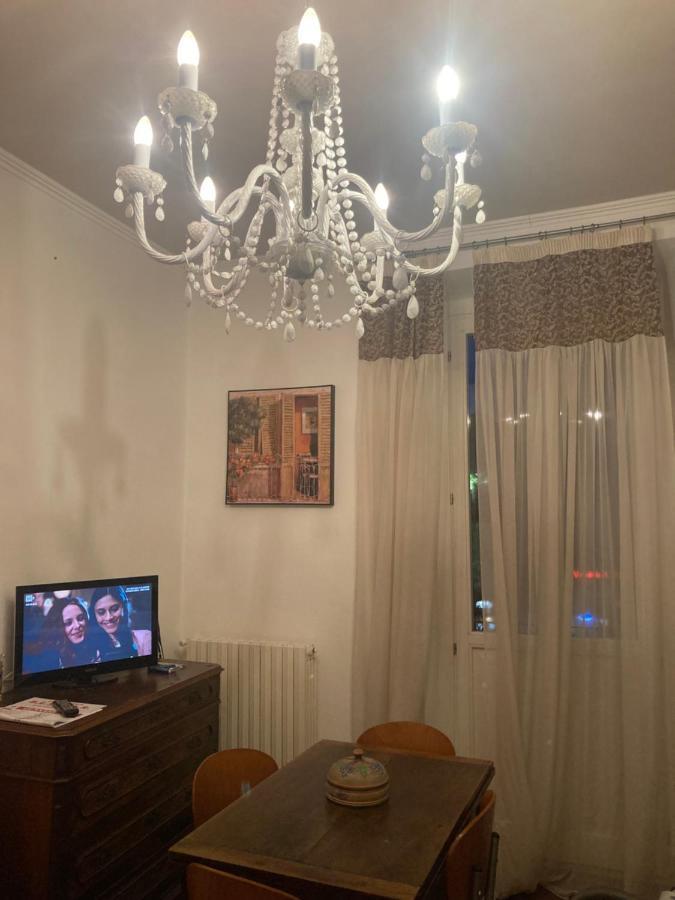 Casa Vacanza Sole Lago… Intra Eksteriør billede