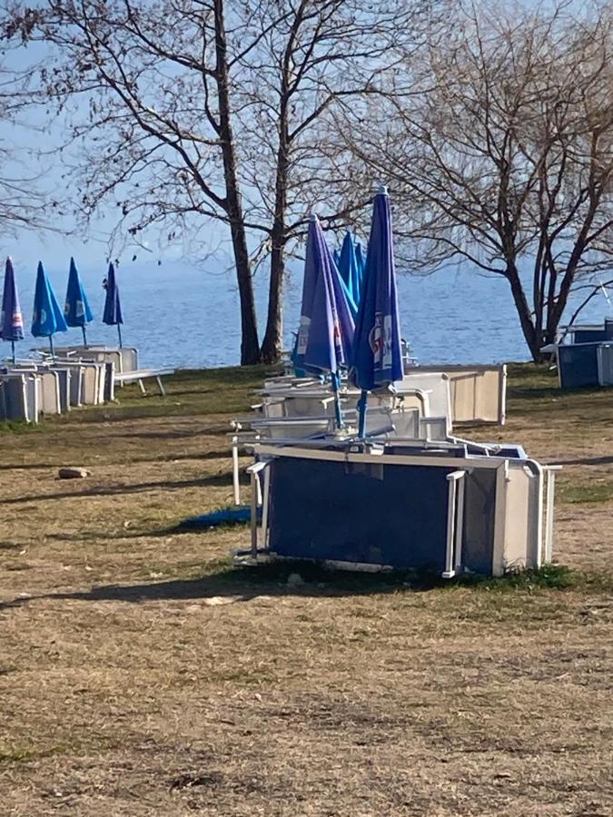 Casa Vacanza Sole Lago… Intra Eksteriør billede