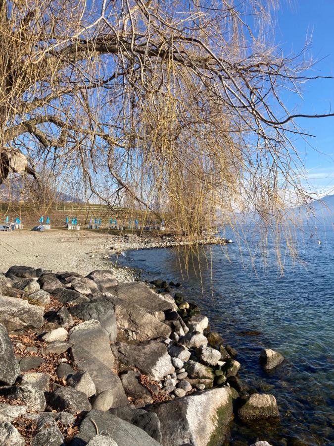 Casa Vacanza Sole Lago… Intra Eksteriør billede